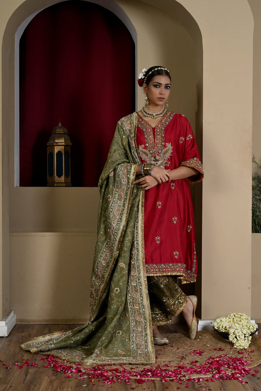Mrinalini Choga Set