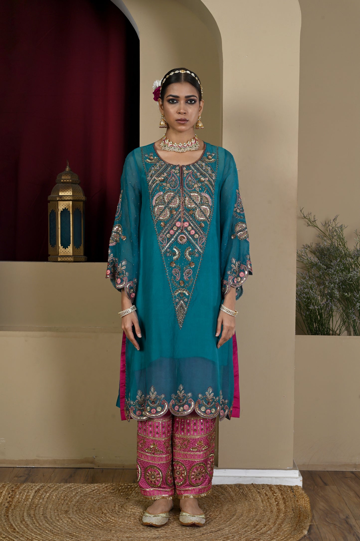 Neelotpala Kurta Set