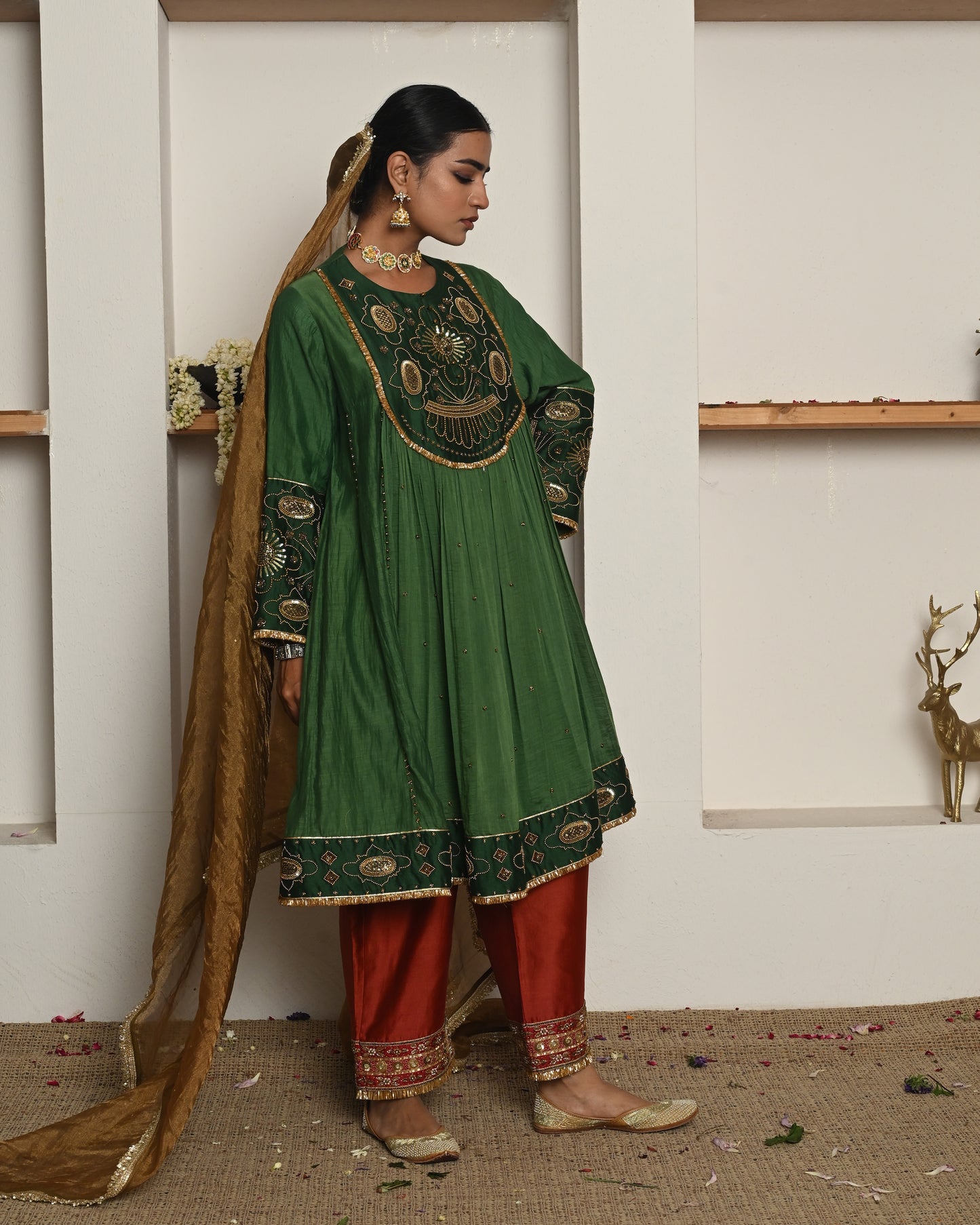 Vasudha Kurta Set